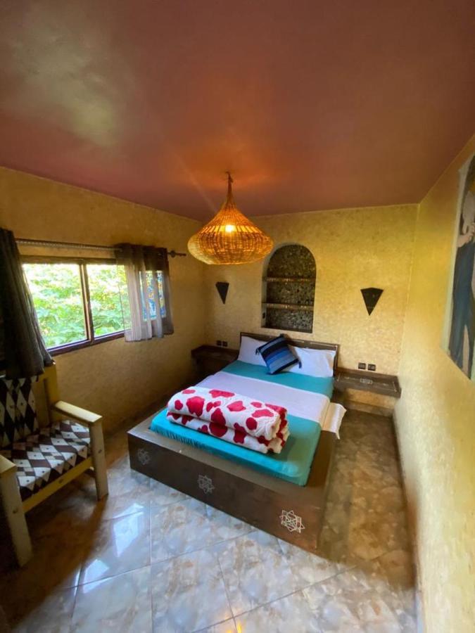 Complexe Rueda Hotell Ouslaf Eksteriør bilde