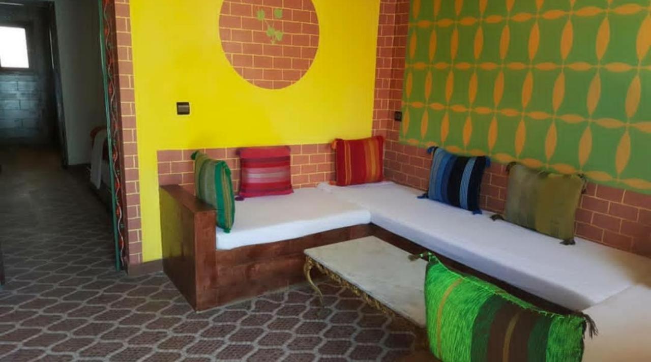 Complexe Rueda Hotell Ouslaf Eksteriør bilde